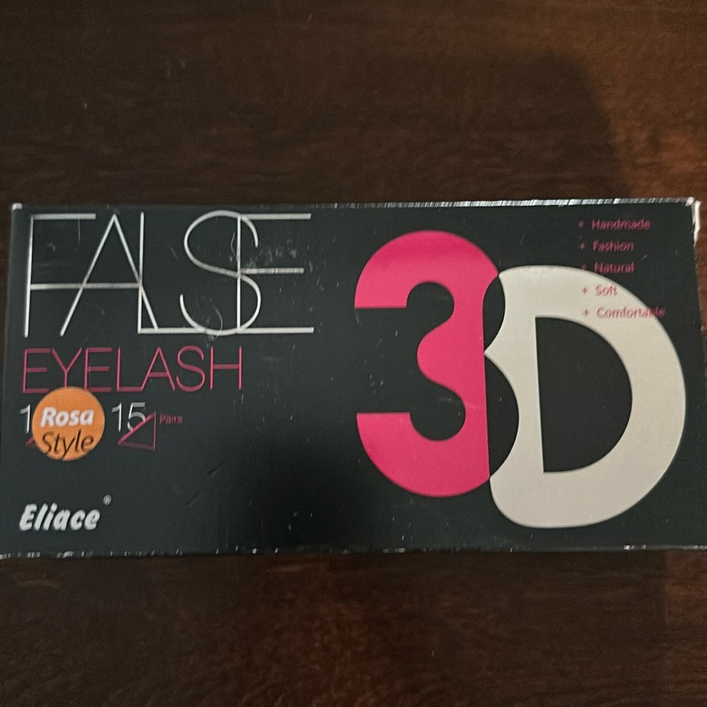 False 3D Eyelashes - 13 pairs - Picture 2 of 5